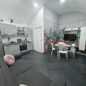 Casa vacanze A' Casa Mij, Napoli